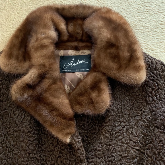 Vintage KARAKUL & Mink Collar Chocolate Brown Andrea Toronto Fur Coat - Picture 9 of 12